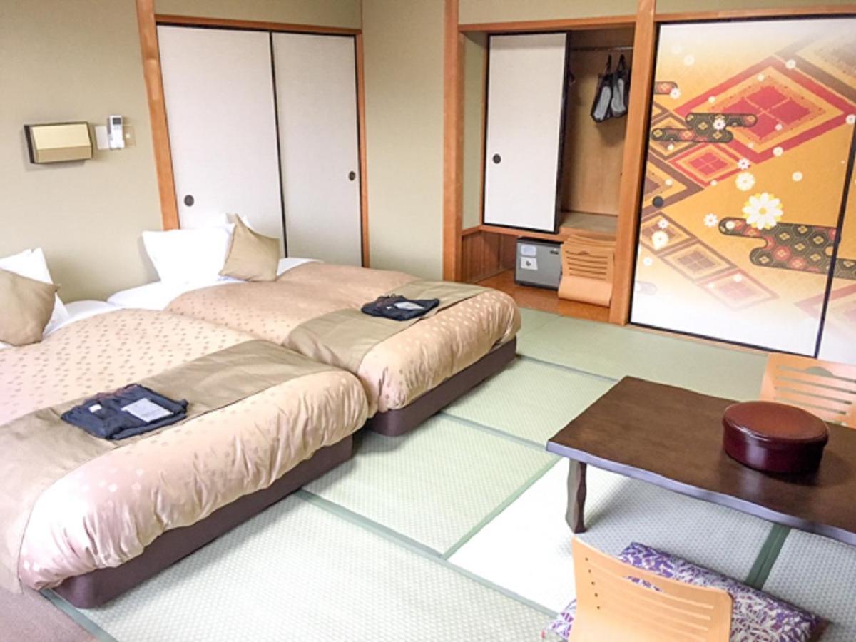 Livemax Resort Kaga Yamashiro Eksteriør billede