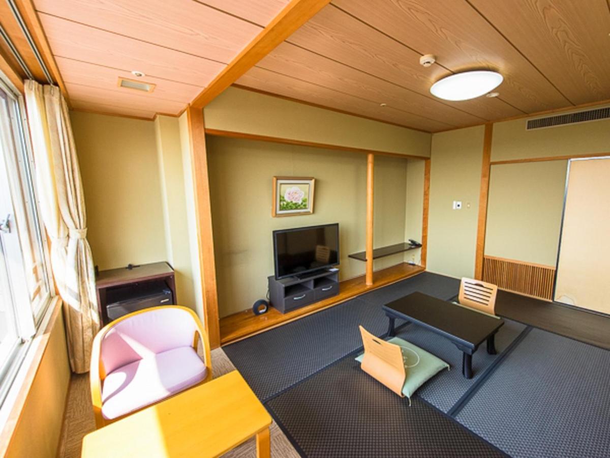 Livemax Resort Kaga Yamashiro Eksteriør billede