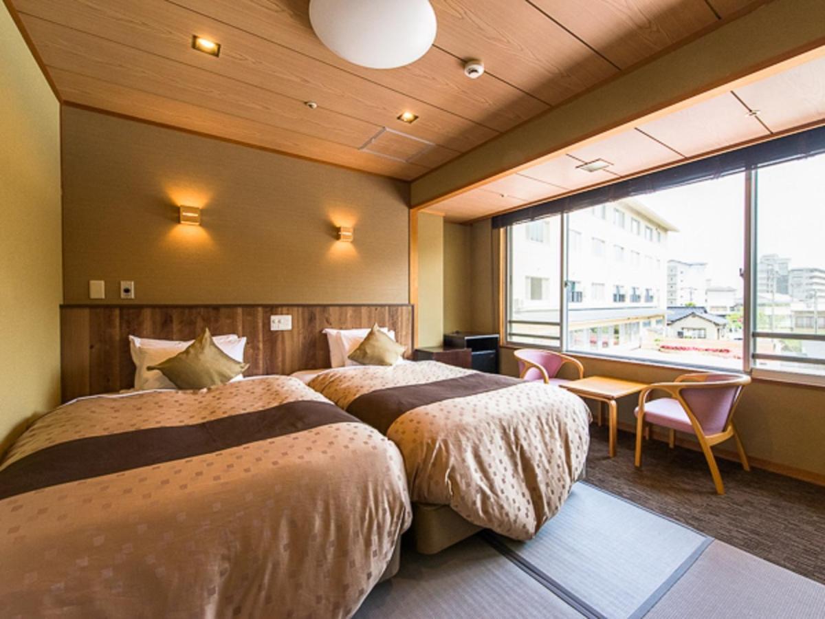 Livemax Resort Kaga Yamashiro Eksteriør billede